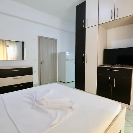 Seaside Steps-saranda Appartement *